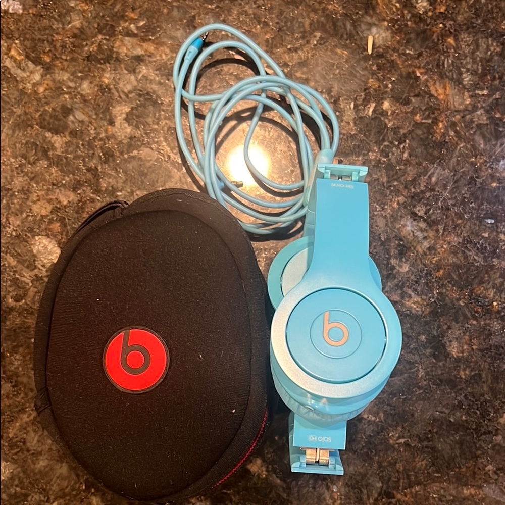 Beats by Dre Over-Ear Headphones - Light Blue